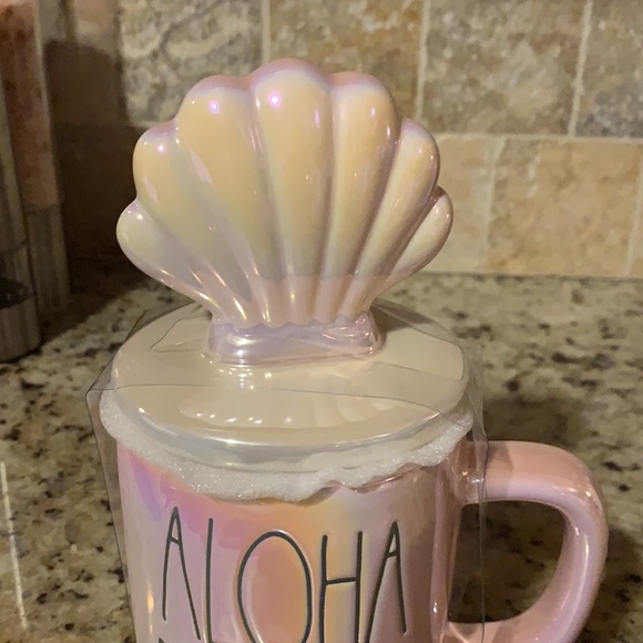 Rae Dunn Figural Mug - Picture 3 of 5